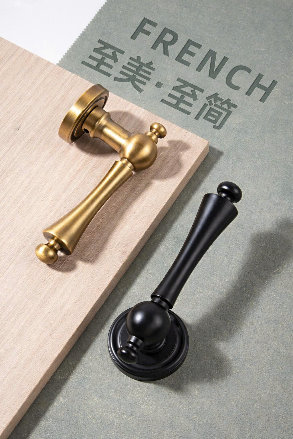 khoa-cua-dong-thau-056-2-1