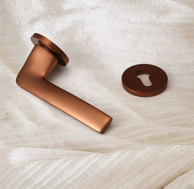 khoa-cua-hop-kim-nhom-ma-049-8