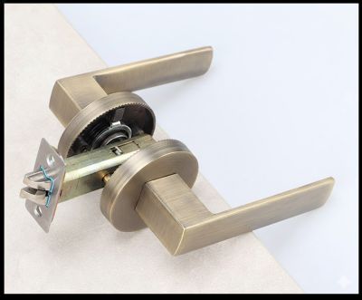 Khóa cửa tay gạt hợp kim kẽm mã 046 – phong cách hiện đại cho cửa gỗ