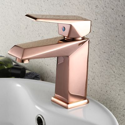 VÒI LAVABO NÓNG LẠNH CHẤT LIỆU ĐỒNG 018